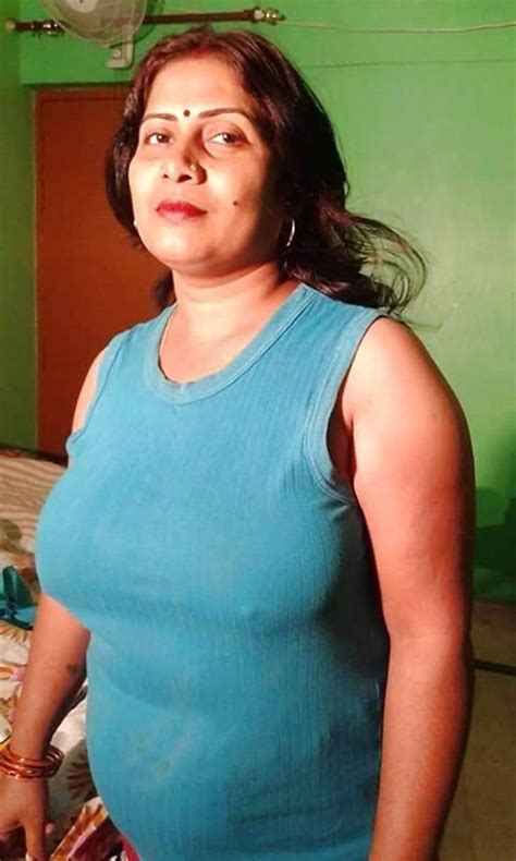 indian milf nude|Indian Milf Naked Porn Videos